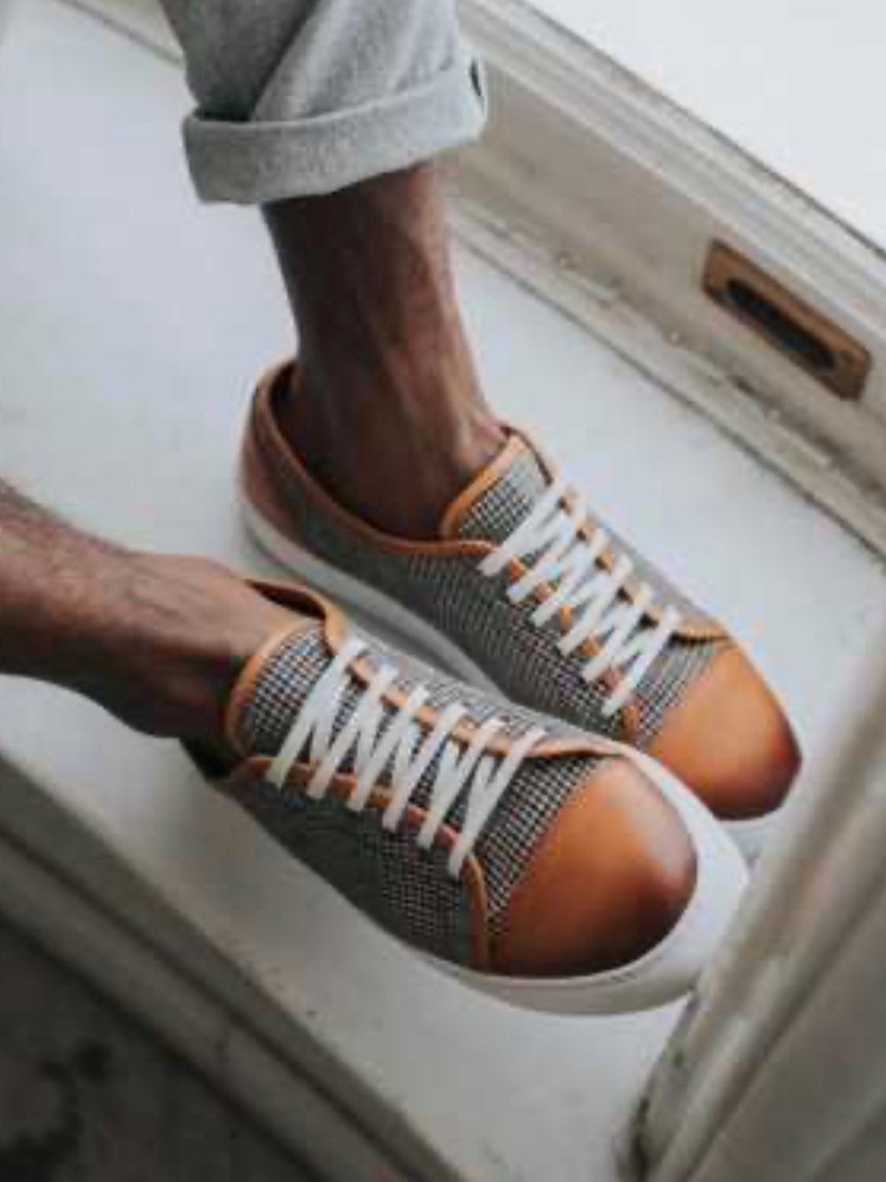Taft Low-Top Sneakers in Tan and Gray Houndstooth